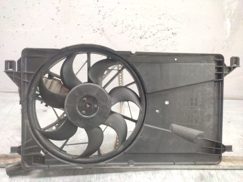Recambio de electroventilador para ford focus c-max (cap) ambiente (d) referencia OEM IAM 3M5H8C607RD  0130303930