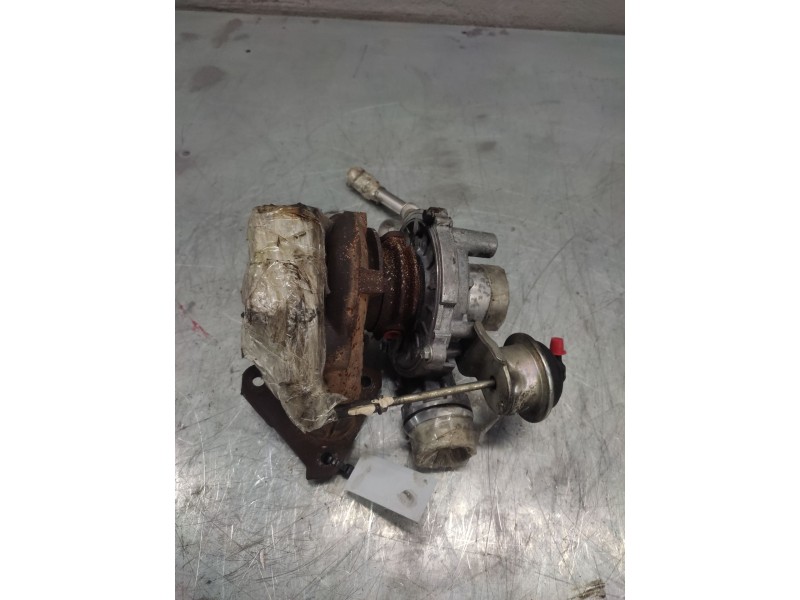 Recambio de turbocompresor para renault master ii phase 2 combi kombi 2,8t l1 6pl. referencia OEM IAM 8200483650  