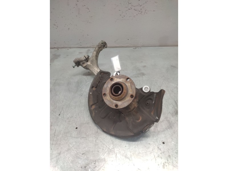 Recambio de mangueta delantera izquierda para audi a4 berlina (8e) 1.9 tdi (96kw) referencia OEM IAM   