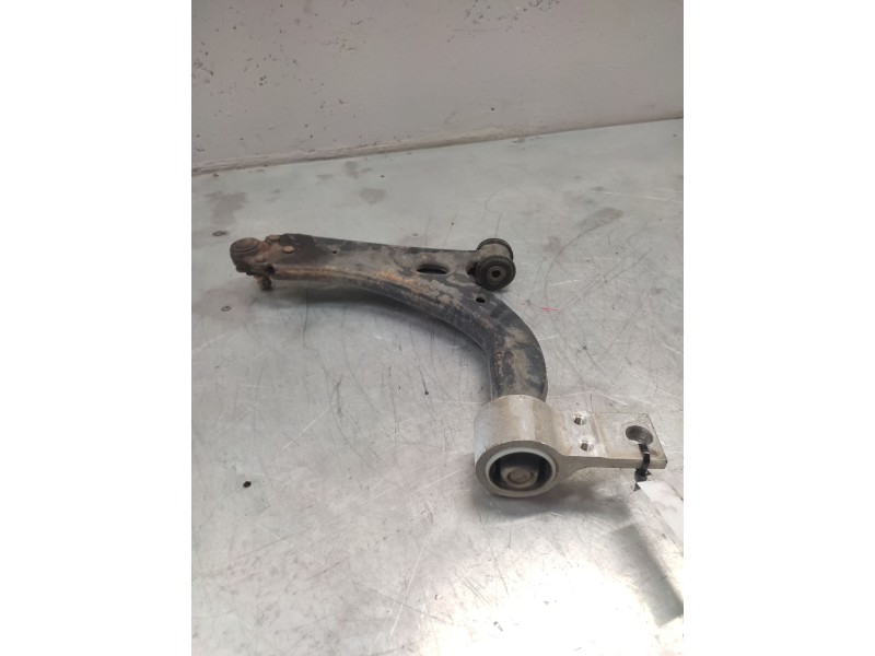 Recambio de brazo suspension inferior delantero derecho para ford fiesta (cbk) ambiente referencia OEM IAM   