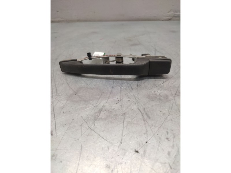 Recambio de maneta exterior trasera izquierda para mercedes-benz clase c (w201) berlina referencia OEM IAM   