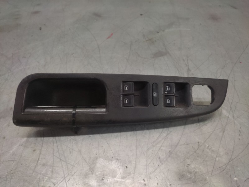 Recambio de mando elevalunas delantero izquierdo para volkswagen golf v berlina (1k1) conceptline (e) referencia OEM IAM 1K48680