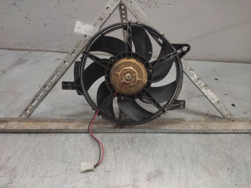 Recambio de electroventilador para mercedes-benz vito (w638) combi referencia OEM IAM 6385000593  