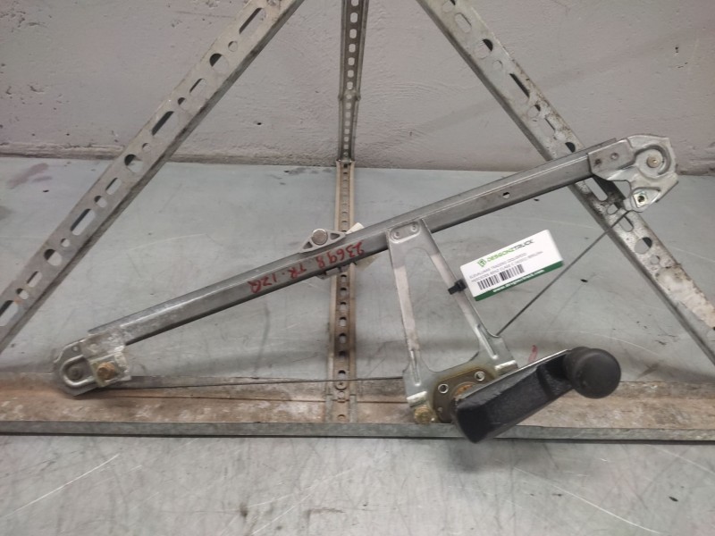 Recambio de elevalunas trasero izquierdo para mercedes-benz clase c (w201) berlina referencia OEM IAM   