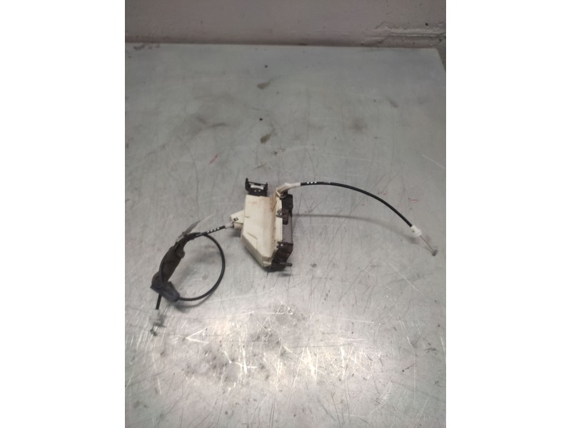 Recambio de cerradura puerta delantera derecha para peugeot 308 premium referencia OEM IAM 567147  6 PINS