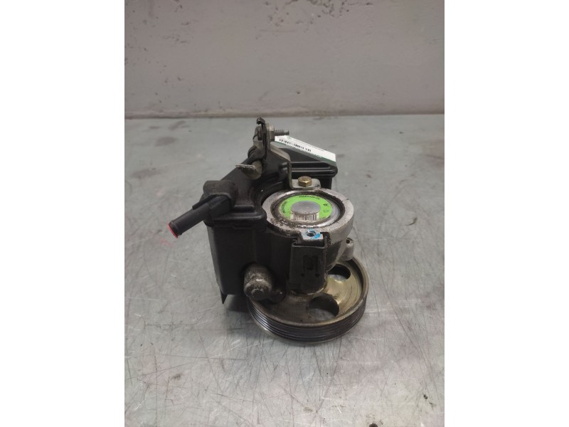 Recambio de bomba servodireccion para peugeot 308 sw confort referencia OEM IAM 9636320580  