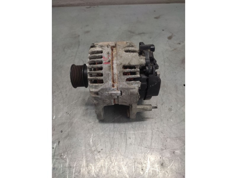 Recambio de alternador para skoda fabia (6y2/6y3) attractive referencia OEM IAM 037903025M 14V 90A 0124325013