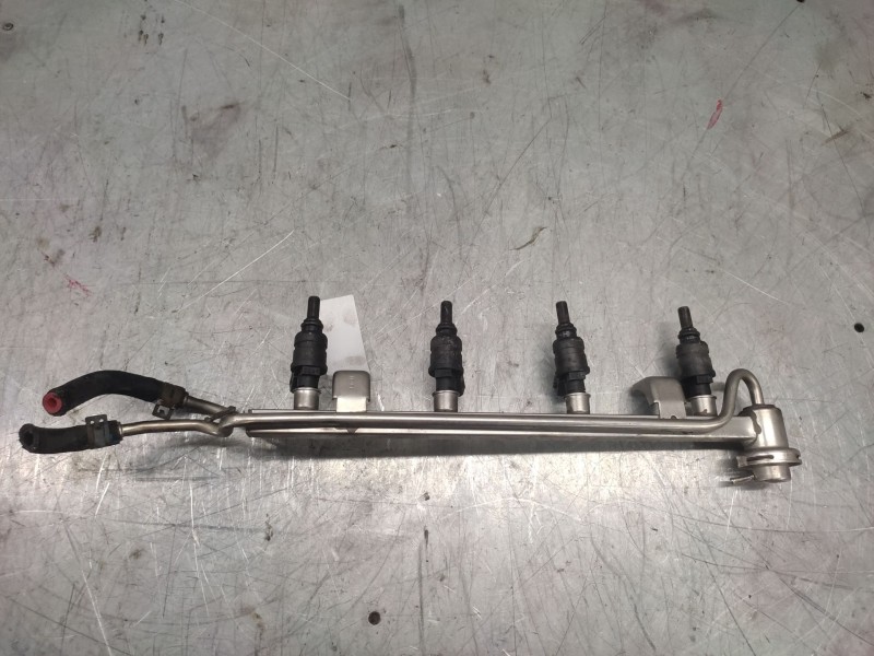 Recambio de rampa inyectora para audi a3 (8l) 1.8 ambiente referencia OEM IAM 06A133317E  