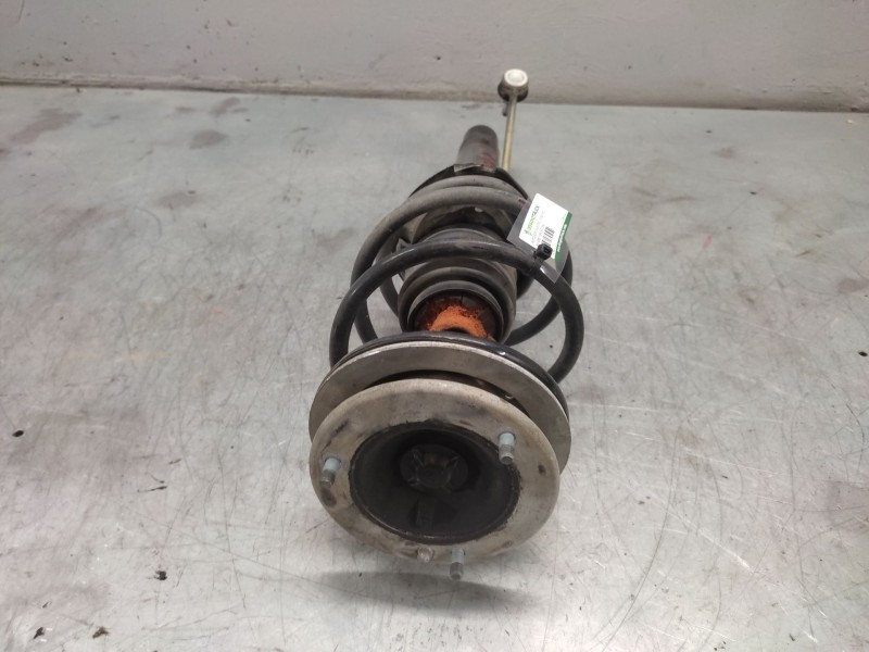 Recambio de amortiguador delantero derecho para bmw serie 3 berlina (e46) 318i referencia OEM IAM 31311096916  