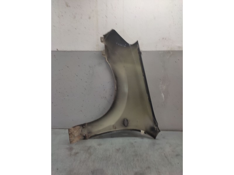Recambio de aleta delantera derecha para ssangyong rexton 290 referencia OEM IAM   