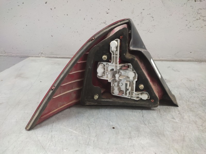 Recambio de piloto trasero derecho para ford mondeo berlina (ge) ambiente referencia OEM IAM   