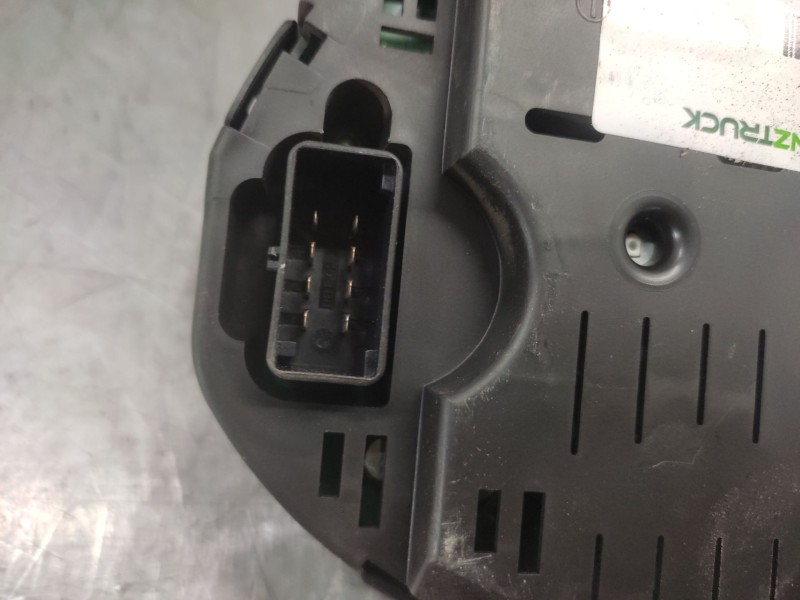 Recambio de cuadro instrumentos para volkswagen polo (9n1) gt referencia OEM IAM 6Q0920820L  