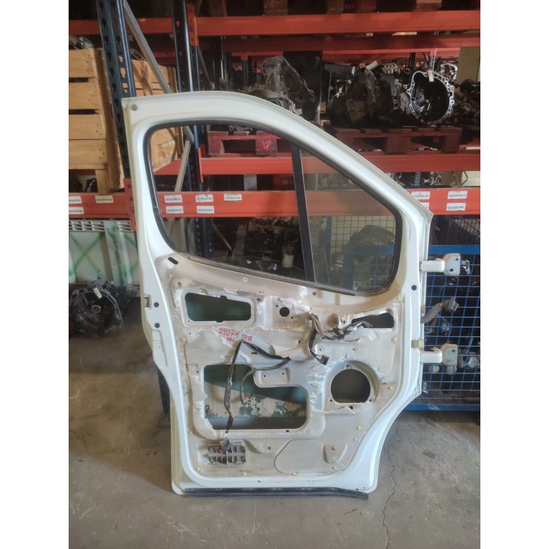 Recambio de puerta delantera izquierda para renault trafic ii furgoneta (fl) 1.9 dci 100 (fl0c) referencia OEM IAM   