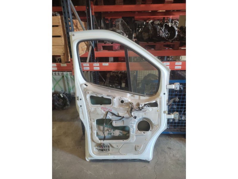 Recambio de puerta delantera izquierda para renault trafic ii furgoneta (fl) 1.9 dci 100 (fl0c) referencia OEM IAM   