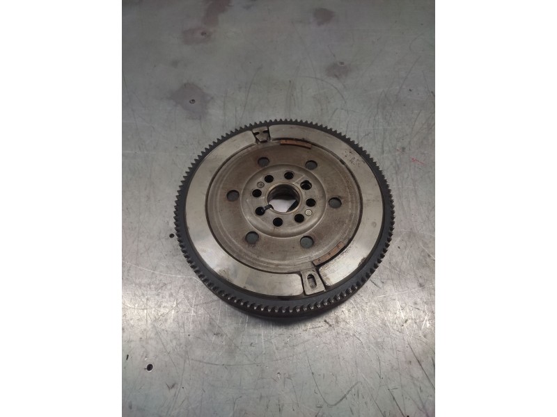 Recambio de volante motor para bmw serie 3 berlina (e46) 318i referencia OEM IAM   