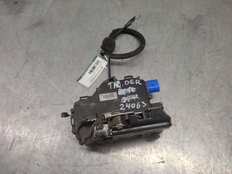 Recambio de cerradura puerta trasera derecha para volkswagen polo (9n1) gt referencia OEM IAM 3B4839016AG  6 PINS