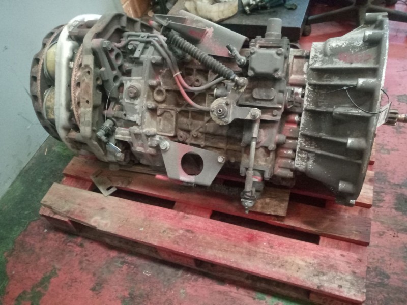 Recambio de caja cambios para iveco touring eurorider d-43 referencia OEM IAM 8S180  500363280