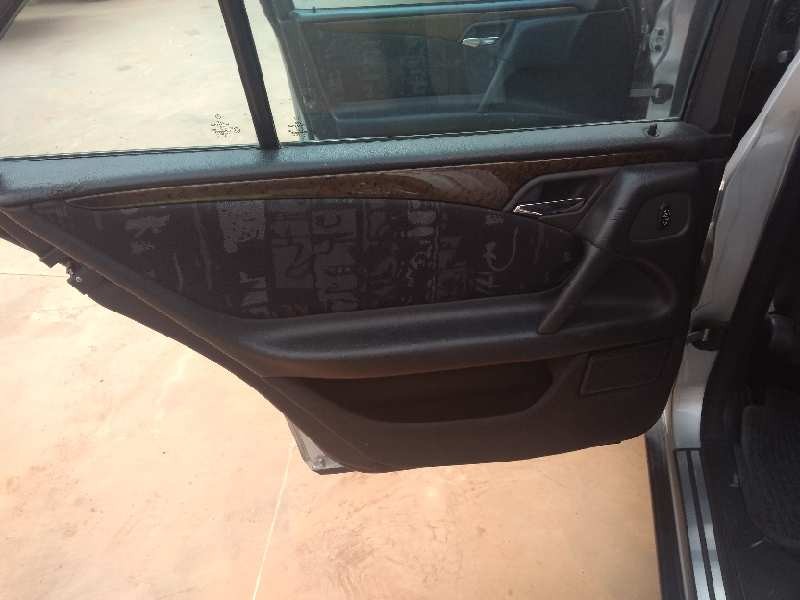 mercedes-benz clase e (w210) berlina diesel del año 1999