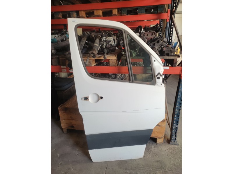 Recambio de puerta delantera derecha para volkswagen crafter combi (2e) combi 35 batalla mediana con techo alto referencia OEM I