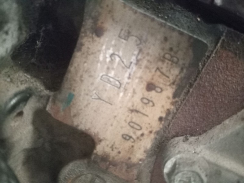 Recambio de despiece motor para renault maxity fg 130.35/45 referencia OEM IAM YD25  