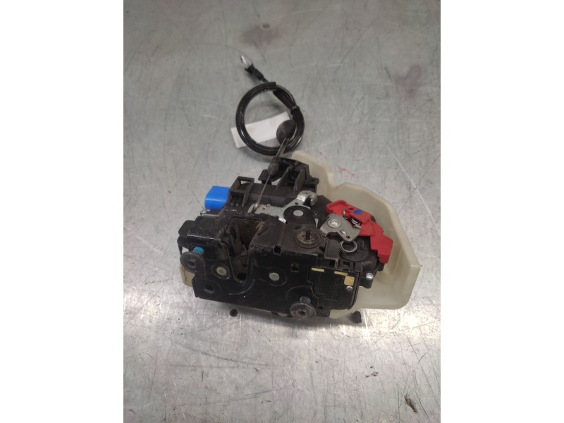 Recambio de cerradura puerta trasera derecha para volkswagen jetta iii (1k2) 1.6 referencia OEM IAM  7 PINS 