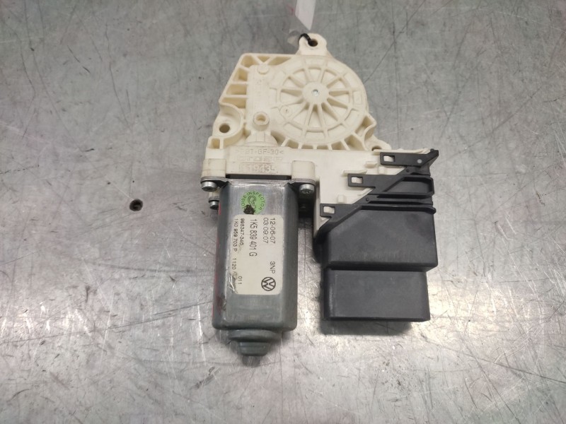 Recambio de motor elevalunas trasero izquierdo para volkswagen jetta iii (1k2) 1.6 referencia OEM IAM 1K5839401G  