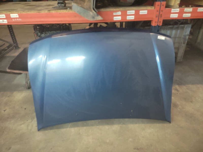 Recambio de capo para mitsubishi pajero -- referencia OEM IAM   