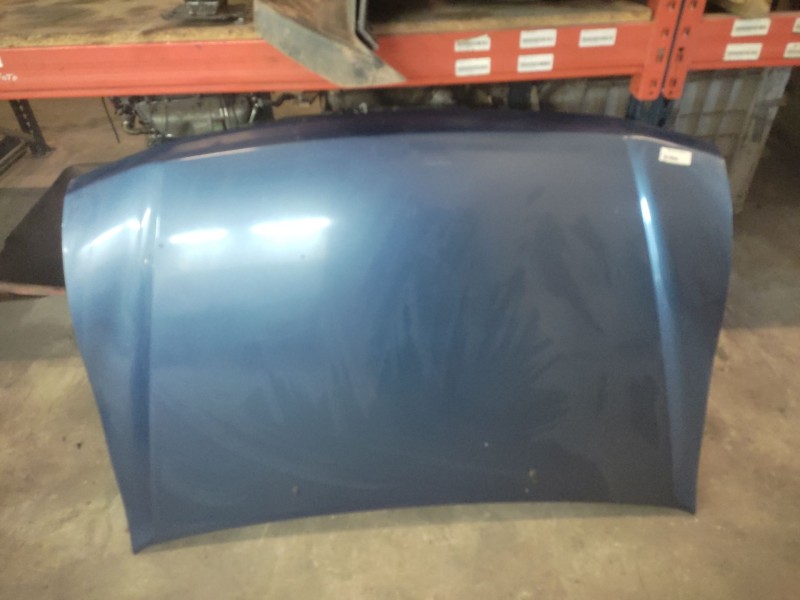 Recambio de capo para mitsubishi pajero -- referencia OEM IAM   