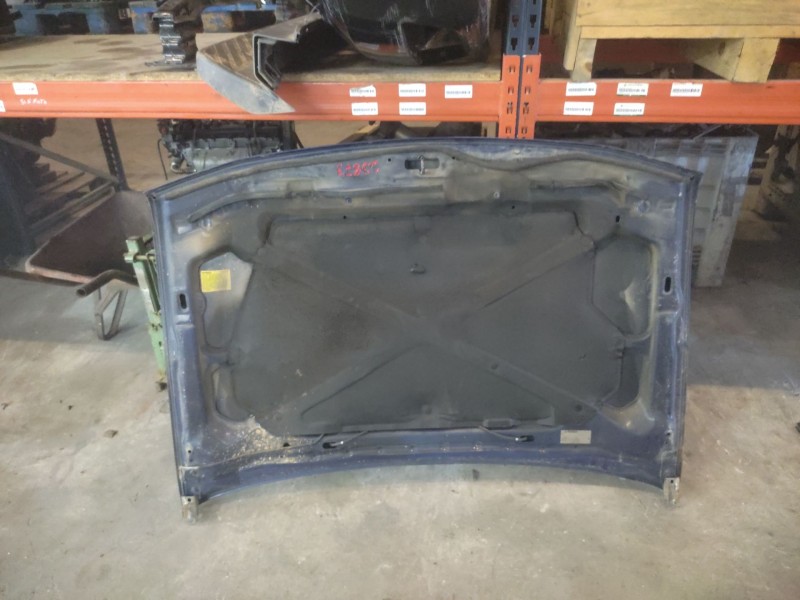 Recambio de capo para mitsubishi pajero -- referencia OEM IAM   