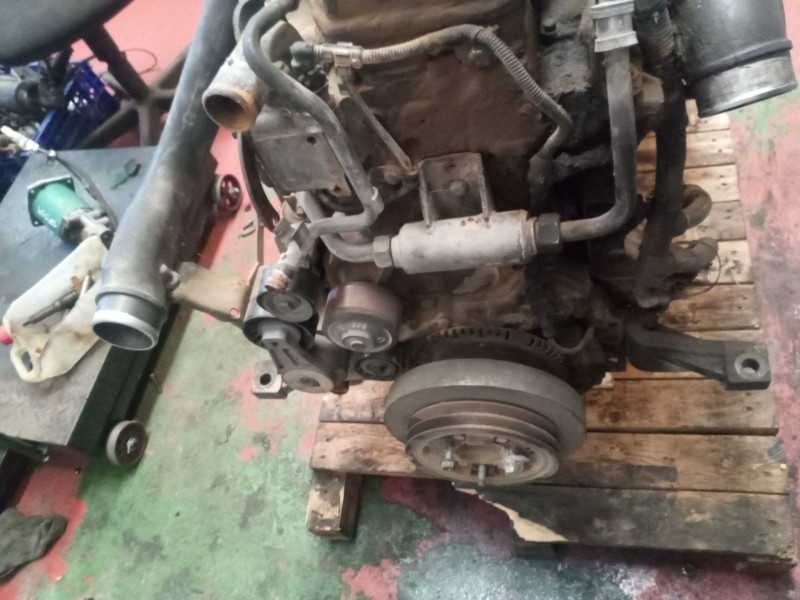 Recambio de despiece motor para iveco eurocargo 05.03  5.9 diesel referencia OEM IAM F4AE0681A  