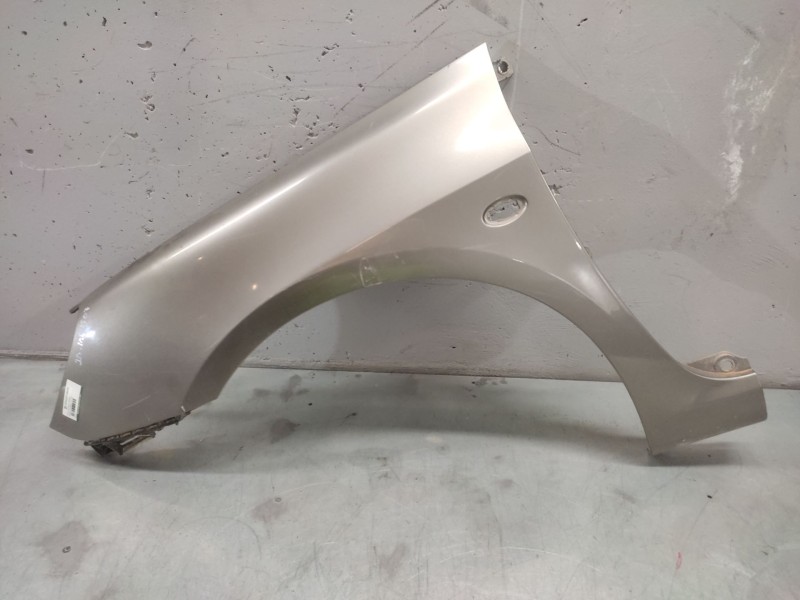 Recambio de aleta delantera izquierda para peugeot 307 break / sw (s1) break xt referencia OEM IAM   