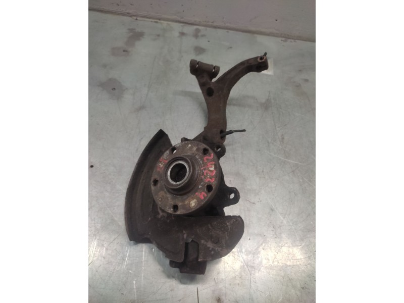 Recambio de mangueta delantera izquierda para volkswagen passat berlina (3b3) 1.9 tdi referencia OEM IAM   