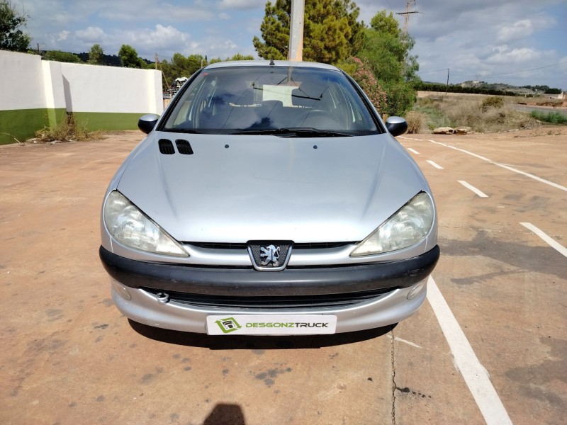 peugeot 206 berlina del año 1998