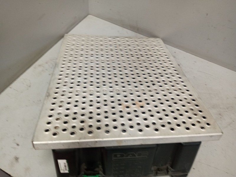 Recambio de tapa bateria para daf serie xf105.xxx 12.9 diesel referencia OEM IAM 1791916  