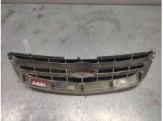Recambio de rejilla delantera central para kia carens 2.0 crdi ex monovolumen referencia OEM IAM    2