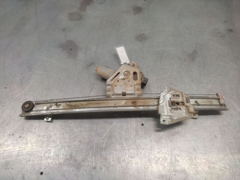 Recambio de elevalunas delantero derecho para mitsubishi pajero -- referencia OEM IAM 0620200620  