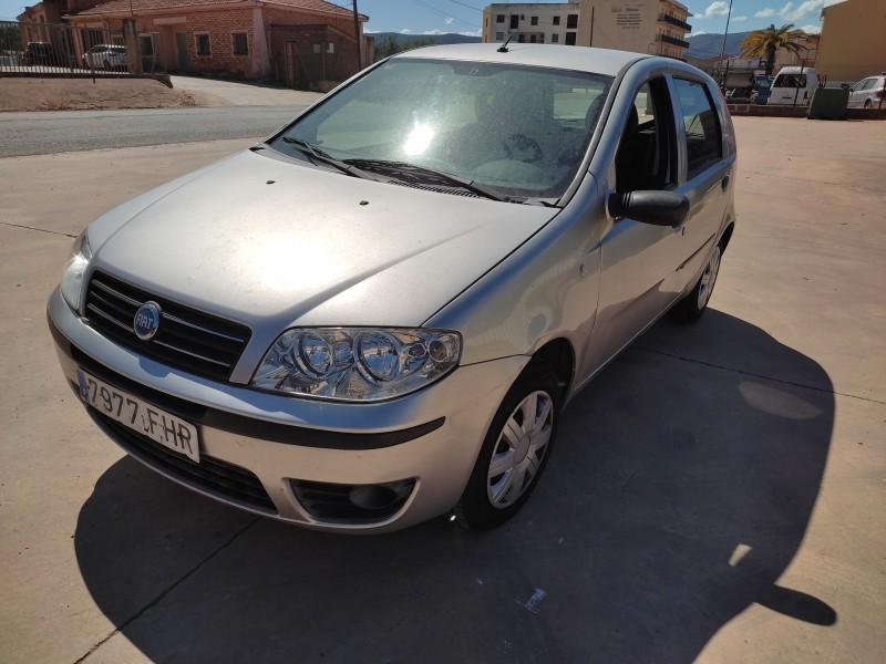 fiat punto berlina (188) del año 2006