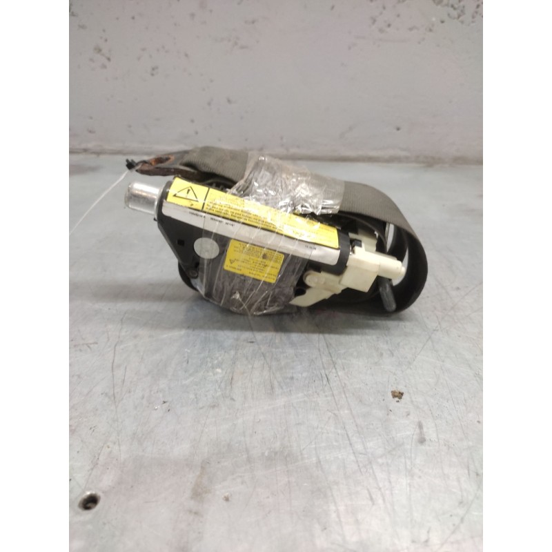 Recambio de cinturon seguridad delantero derecho para fiat punto berlina (188) 1.2 8v active referencia OEM IAM 33043156A  