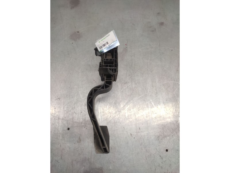 Recambio de potenciometro pedal para peugeot bipper básico referencia OEM IAM 0280755105 6 PINS 51801577