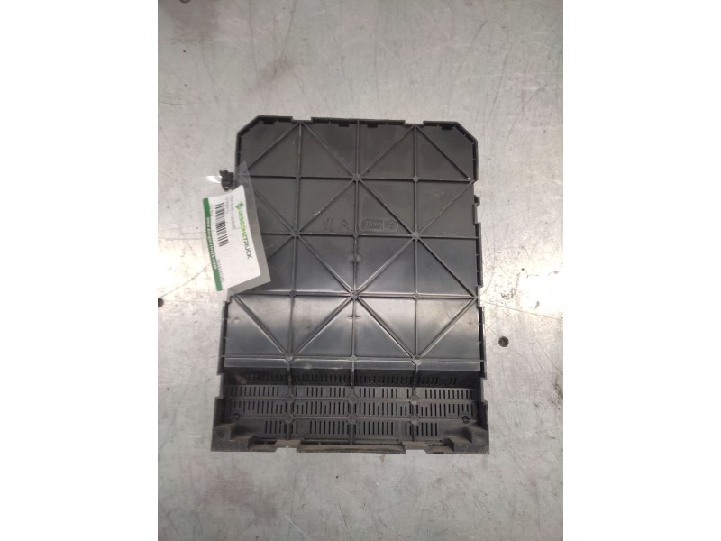 Recambio de caja reles / fusibles para citroën c3 1.1 furio referencia OEM IAM 9659285380  BSI