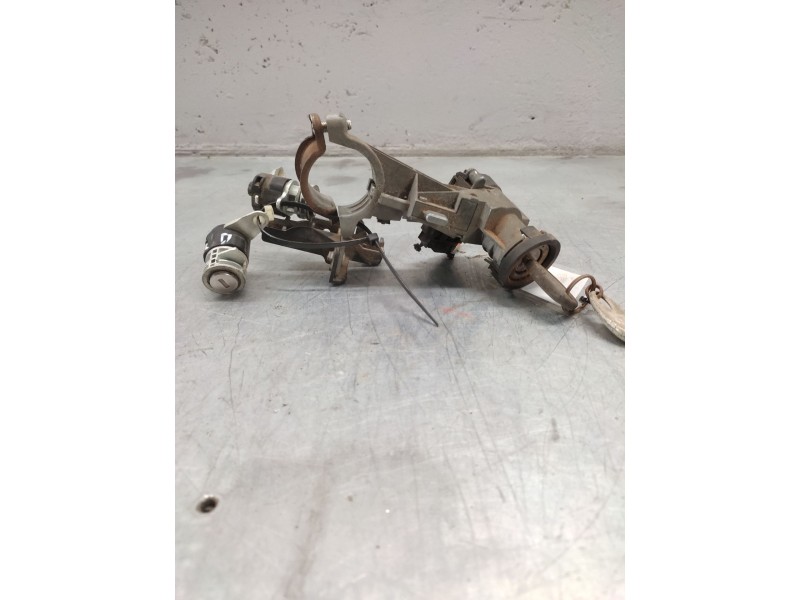 Recambio de juego arranque y bombillos para peugeot bipper básico referencia OEM IAM 51799409  B365