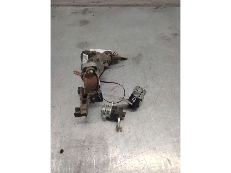 Recambio de juego arranque y bombillos para peugeot bipper básico referencia OEM IAM 51799409  B365
