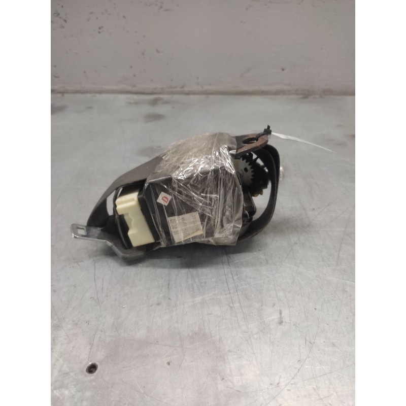 Recambio de cinturon seguridad delantero izquierdo para fiat punto berlina (188) 1.2 8v active referencia OEM IAM 33006712G  