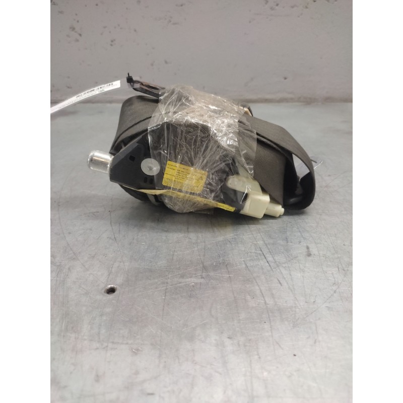 Recambio de cinturon seguridad delantero izquierdo para fiat punto berlina (188) 1.2 8v active referencia OEM IAM 33006712G  