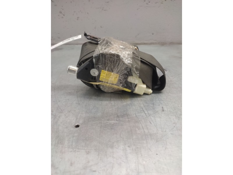 Recambio de cinturon seguridad delantero izquierdo para fiat punto berlina (188) 1.2 8v active referencia OEM IAM 33006712G  