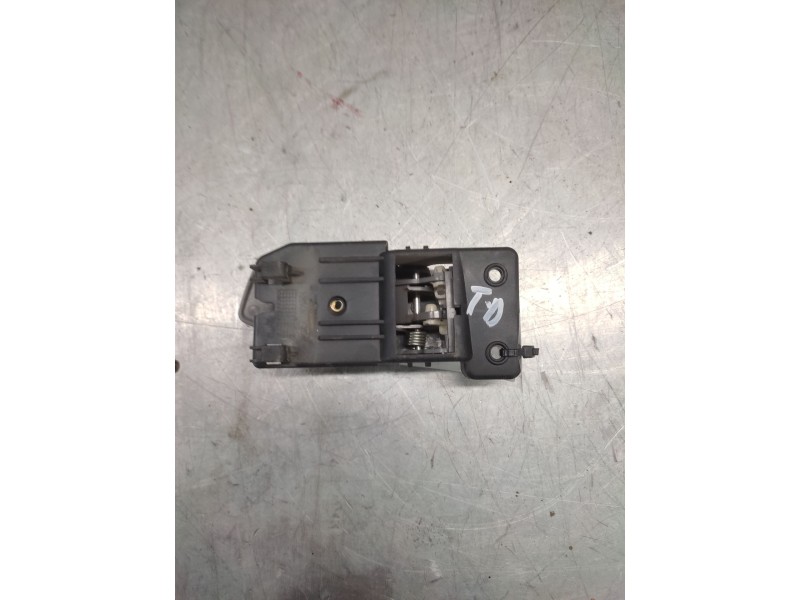 Recambio de maneta interior trasera derecha para kia carens 2.0 crdi ex monovolumen referencia OEM IAM   