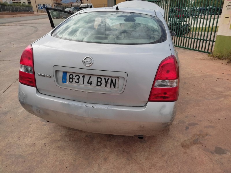 nissan primera berlina (p12) del año 2002
