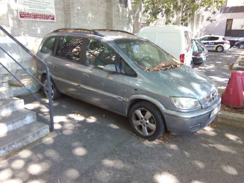 opel zafira a del año 1999