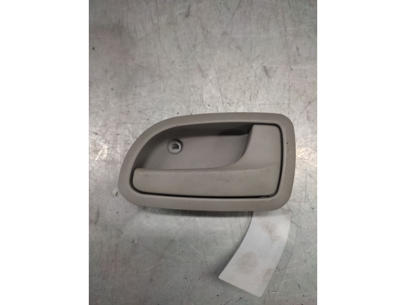 Recambio de maneta interior delantera derecha para kia picanto 1.1 crdi active referencia OEM IAM   