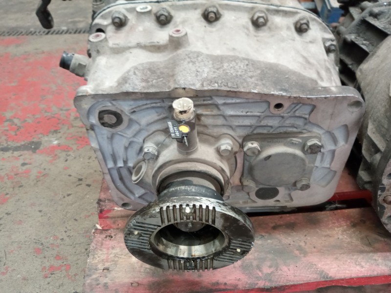 Recambio de caja cambios para nissan atleon atleon 150.21 referencia OEM IAM fso5206b y05233 32010la400